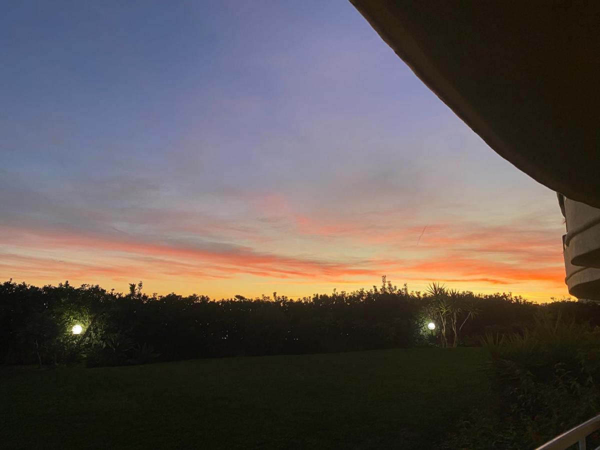 Apartamentos Costa Quebrada เบนัลมาเดนา ภายนอก รูปภาพ