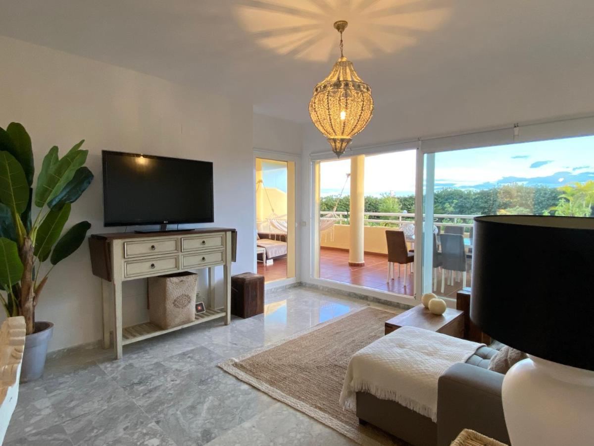 Apartamentos Costa Quebrada เบนัลมาเดนา ภายนอก รูปภาพ
