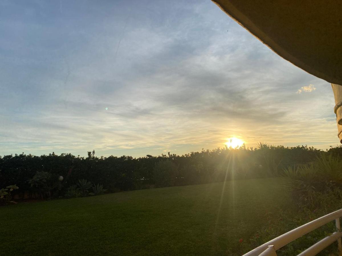 Apartamentos Costa Quebrada เบนัลมาเดนา ภายนอก รูปภาพ