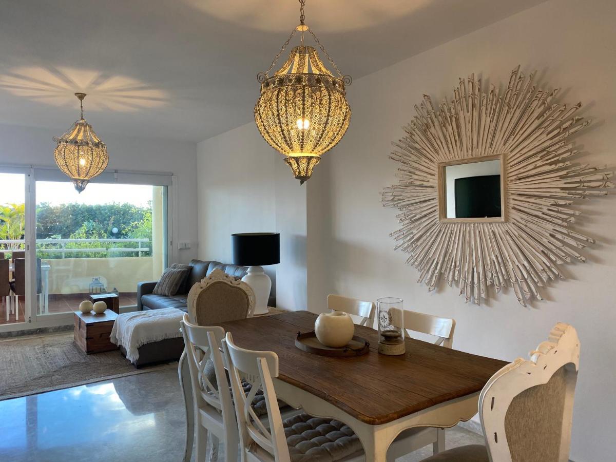 Apartamentos Costa Quebrada เบนัลมาเดนา ภายนอก รูปภาพ