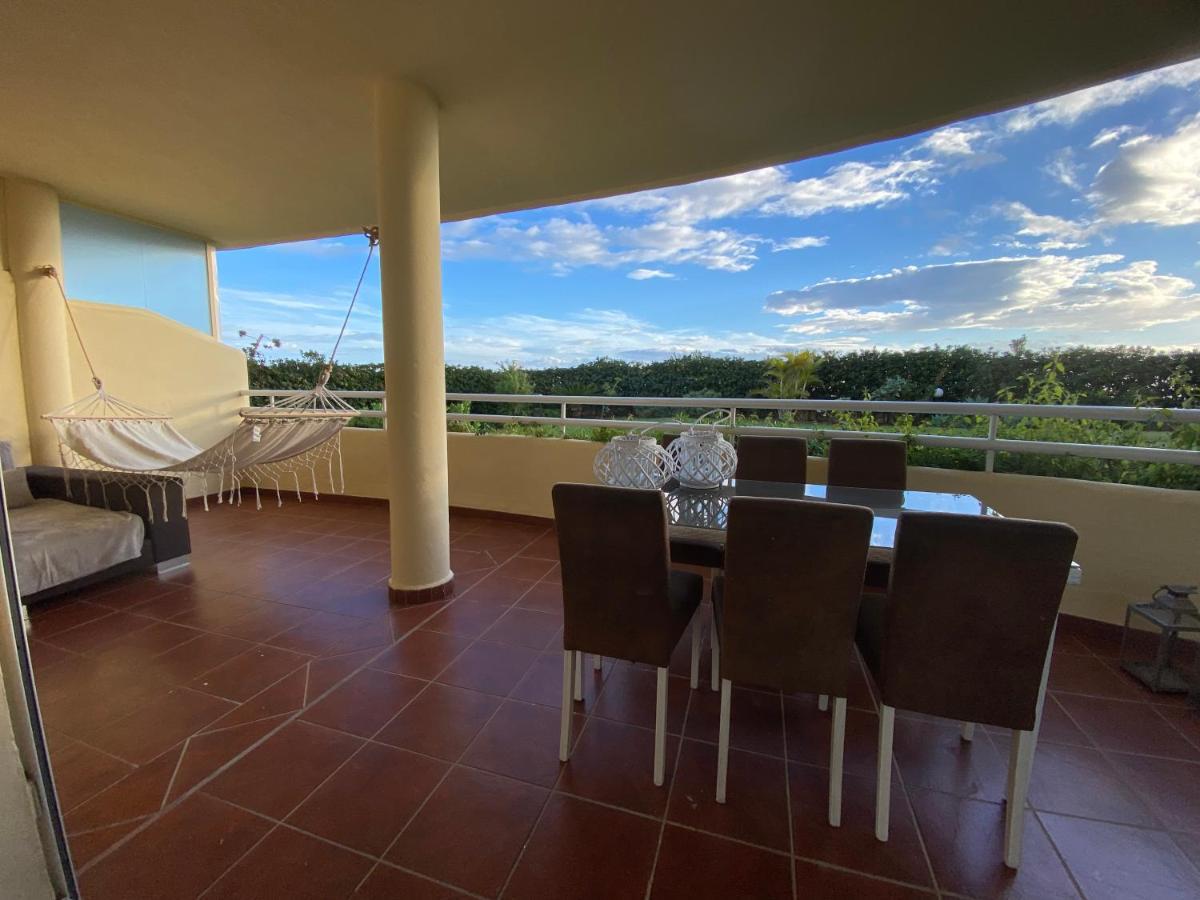 Apartamentos Costa Quebrada เบนัลมาเดนา ภายนอก รูปภาพ