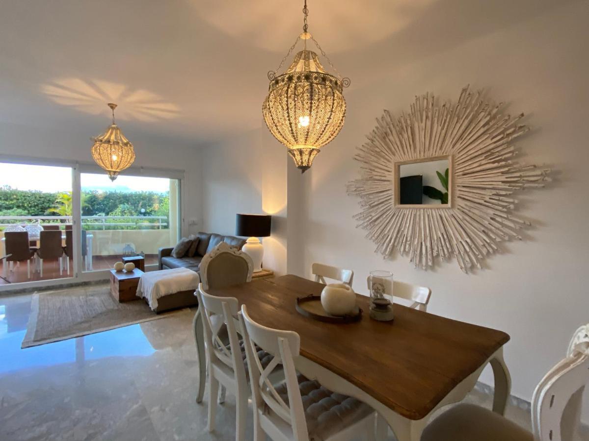Apartamentos Costa Quebrada เบนัลมาเดนา ภายนอก รูปภาพ